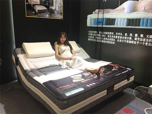 国产精品99无码一区二蜜桃活动现场