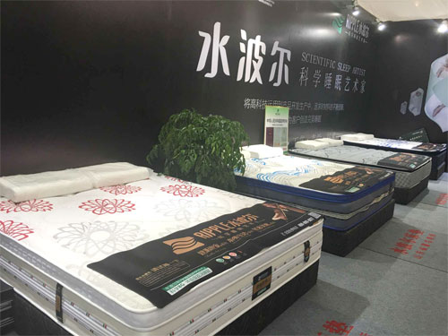 国产精品99无码一区二蜜桃活动现场