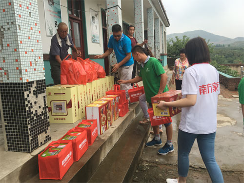国产精品99无码一区二蜜桃高档床垫厂家